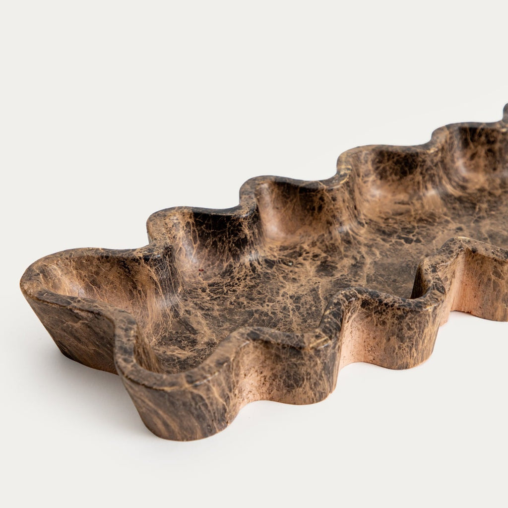 Dekoratives Tablett - gewellter Rand, Holz Braun