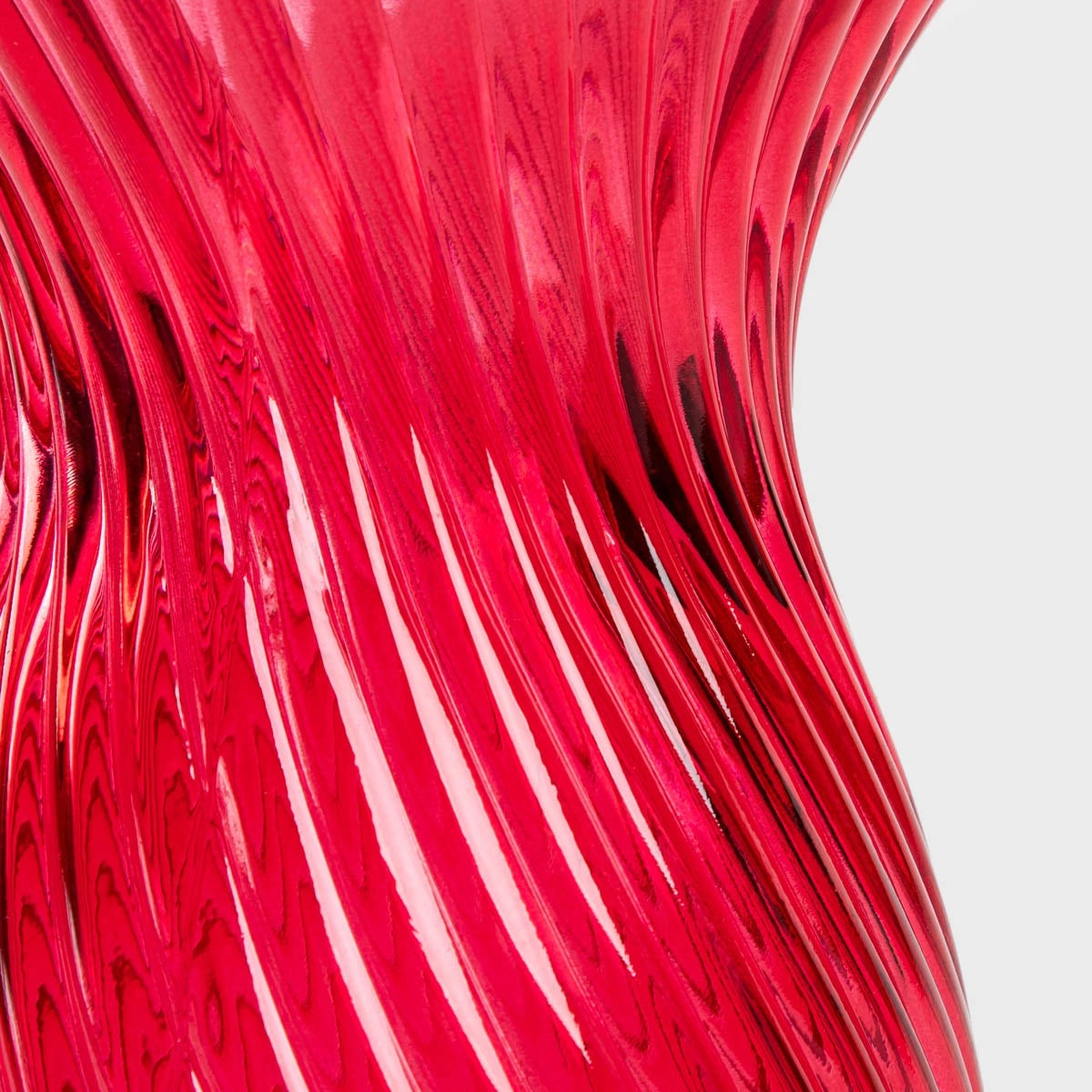 YUUE Glasvase – Rot, geriffelt